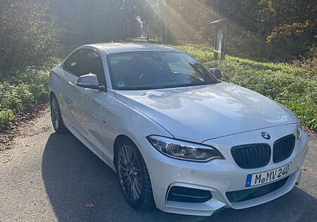 BMW 240 M240i xDrive Steptronic Coupé -