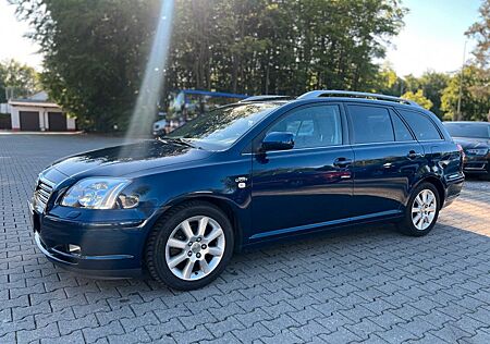Toyota Avensis Combi Executive 2,2-l-D-CAT