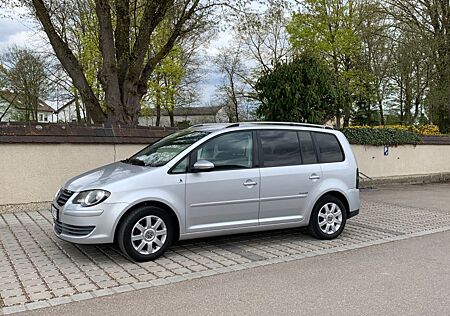 VW Touran Volkswagen 1.6 Freestyle Freestyle
