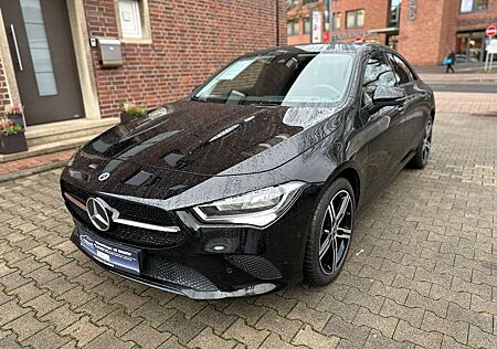 Mercedes-Benz CLA 180 *Night Paket*GARANTIE*