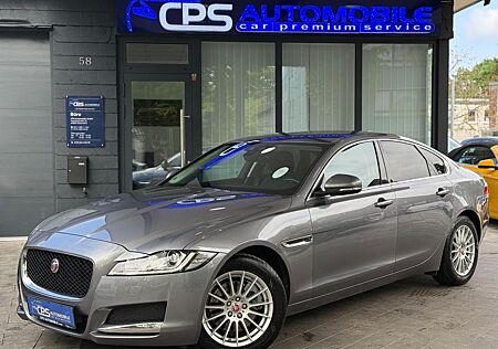 Jaguar XF Pure | 1 Hand | 8000 KM!! | 8-fach bereift