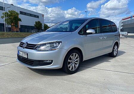 VW Sharan Volkswagen Webasto,AHK,Kamera,Beheizte Frontscheibe