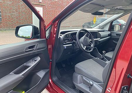 VW Caddy Volkswagen 2,0TDI 7 SITZE AHK LED NAVI 5 JAHR G/ W.R