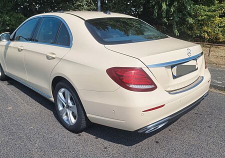 Mercedes-Benz E 200 E 200d AVANTGARDE Autom. AVANTGARDE