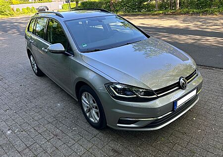 VW Golf Volkswagen 1.6 7 TDI Variant Comfortline