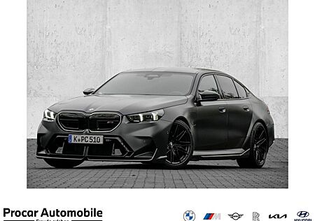BMW M5 Limousine Akrapovic + H&R + M Performance + 0