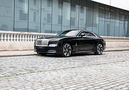 Rolls-Royce Spectre - NEW - Arctic white