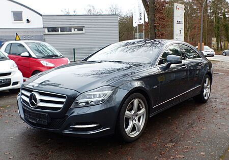 Mercedes-Benz CLS 350 CLS350 CDI BE 4Matic Comand ILS Nachtsicht Distr