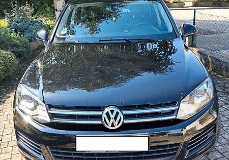 VW Touareg Volkswagen 3.0 V6 TDI AHK