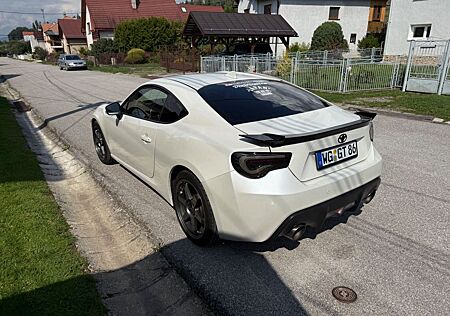 Toyota GT86 2,0-l-Boxermotor 147kw , Remus , Webasto