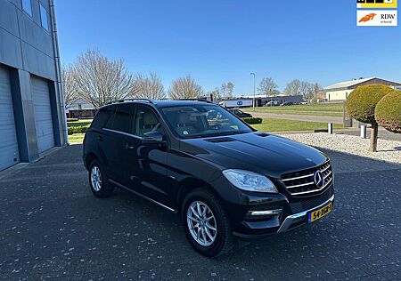 Mercedes-Benz ML 250 M-klasse BlueTEC elec AHK 2012