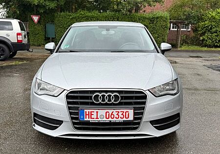 Audi A3 attraction HU NEU | S-Line | Klima | Leder