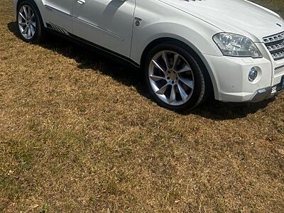 Mercedes-Benz ML 500 4MATIC -
