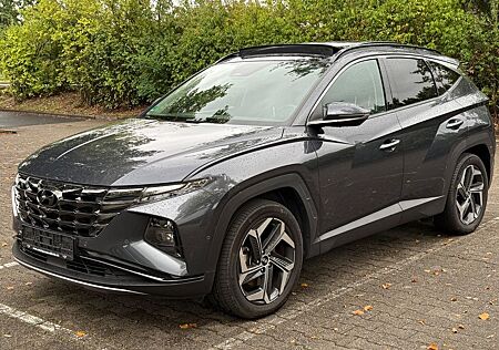 Hyundai Tucson 1.6 T-GDI Plug-in Hybrid 4WD *PANO* VOLL*