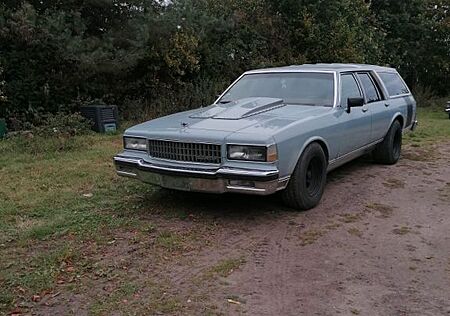 Chevrolet Caprice Station V8, H-Zulassung, TÜV Neu