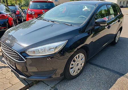 Ford Focus Turnier Ambiente