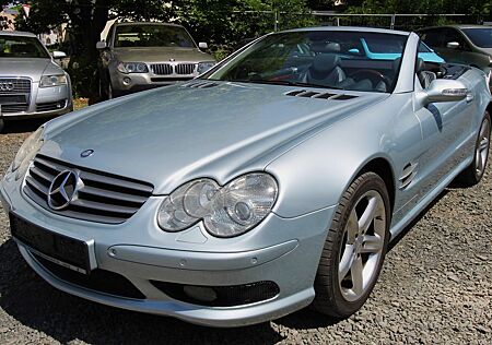 Mercedes-Benz SL 500 AMG Bose Sitzlüftung gepflegt Kofferset