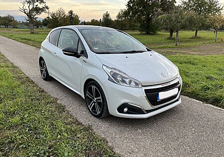 Peugeot 208 1.6 Allure BlueHDi 120 STOP & START GT LINE