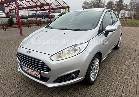 Ford Fiesta Titanium*Top Zustand*Weing km*Scheckheft*