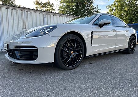 Porsche Panamera 4 Platinum Edition Platinum Edition