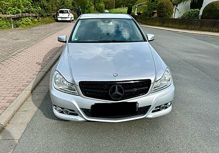 Mercedes-Benz C 250 CDI 4MATIC BlueEFF. ELEGANCE*EURO 5*TÜV