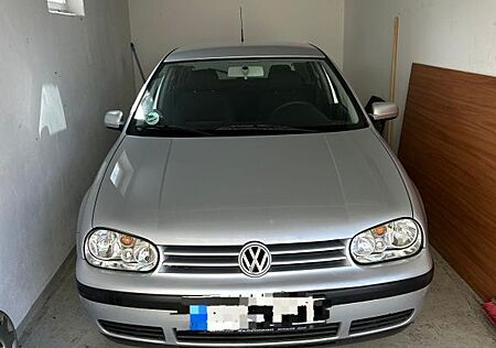 VW Golf Volkswagen 4, EZ 2002, Guter Zustand, HU 03/25