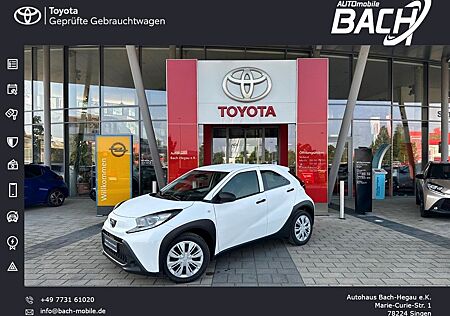 Toyota Aygo (X) gebraucht kaufen Toyota Aygo (X) 1,0 Play, KLIMA, KAMERA,
