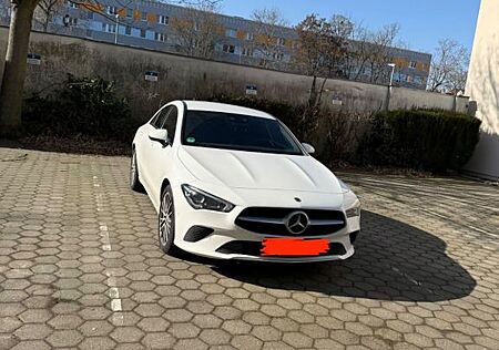 Mercedes-Benz CLA 180 -Coupe Automatik