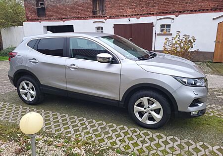 Nissan Qashqai 1.2 DIG-T Acenta Acenta