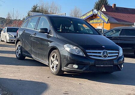 Mercedes-Benz B 180 CDI BlueEFFICIENCY Edition 1"LEDER"NAVI"