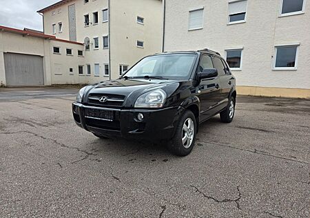 Hyundai Tucson gebraucht kaufen Hyundai Tucson 2.0 CRDi GLS 2WD AUTOMATIK TÜV NEU