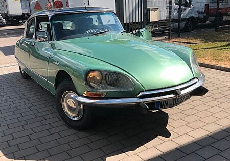 Citroën DS 23 Pallas