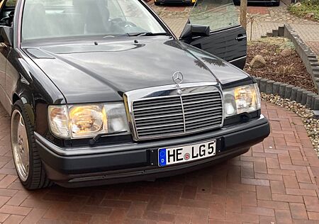 Mercedes-Benz 300
