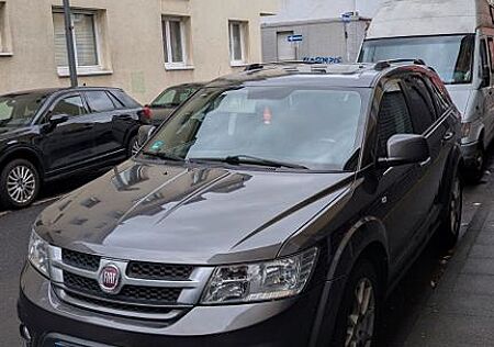 Fiat Freemont 2.0 16V Multijet Automatik Allrad L...