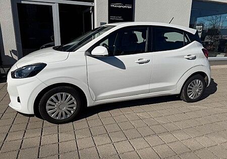 Hyundai i10 1.0 M/T Trend