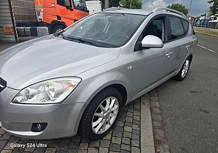 Kia Cee'd / Ceed Sporty Wagon 1.6 CVVT Vision