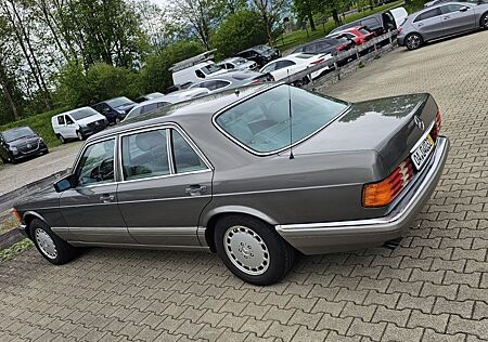 Mercedes-Benz 500 SEL