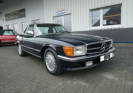 Mercedes-Benz SL 560 (R107)