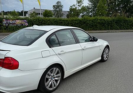 BMW 323 i