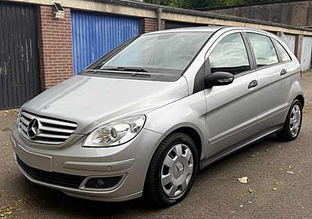 Mercedes-Benz B 200 B-Klasse*AUTOMATIK*TÜVNEU*PARKHILFE*TOPZUSTAND*