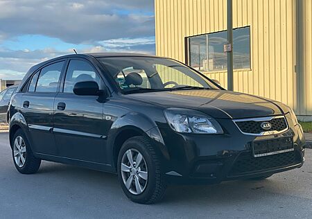 Kia Rio 1.4 Attract