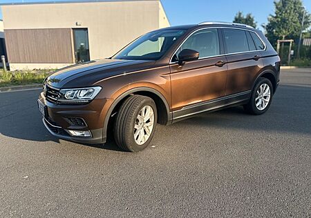 VW Tiguan Volkswagen Highline I 4M | LED | ACC | TÜV NEU