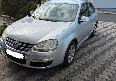 VW Jetta Volkswagen 1.6 Trendline Trendline