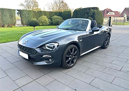 Fiat 124 Spider Turbo Lusso LED Leder Kamera PDC Navi