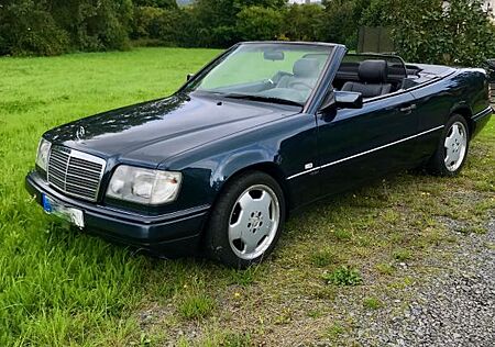 Mercedes-Benz E 200 FINAL EDITION