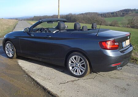 BMW 220d Cabrio Advantage Advantage