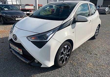 Toyota Aygo (X) -play club