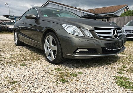 Mercedes-Benz E 350 Coupe CDI BlueEfficiency LEDER NAVI PDC