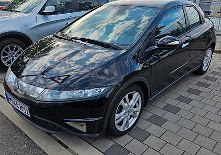 Honda Civic 2.2i-CTDi Executive Executive