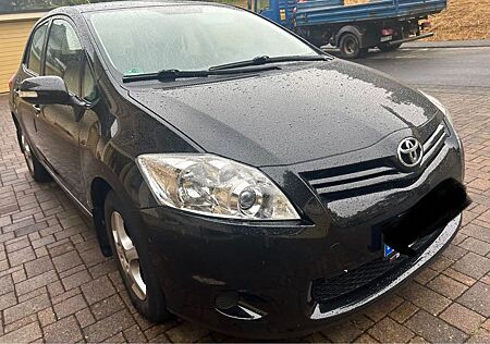 Toyota Auris TÜV-NEU August 2028
